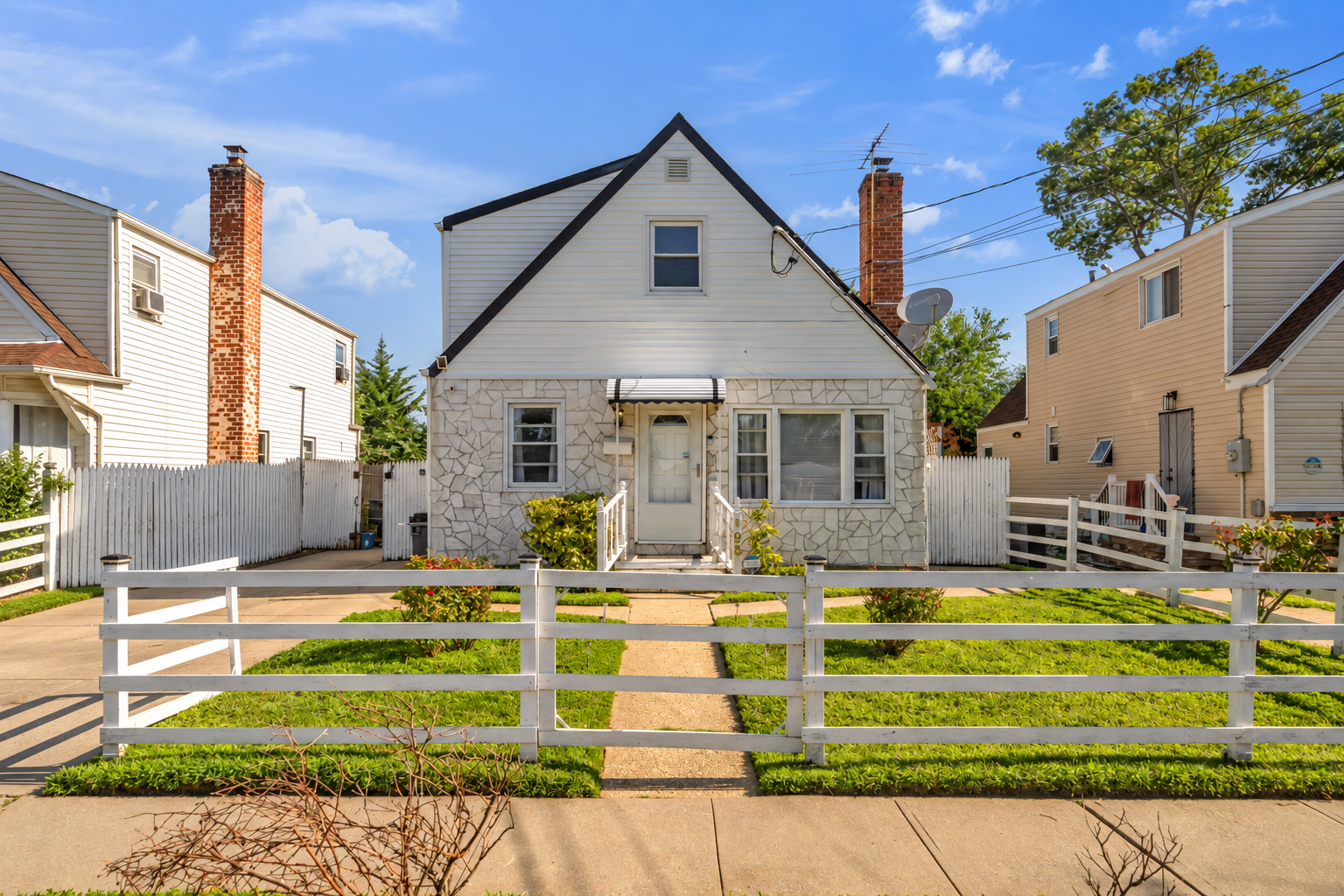 Exterior of 195 Alabama Avenue in Hempstead